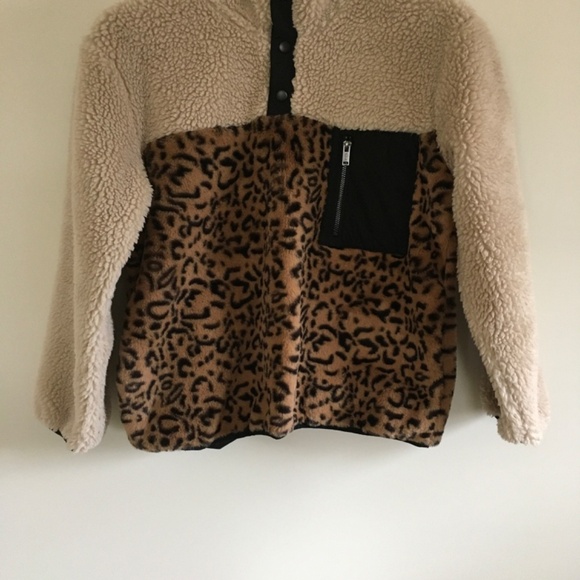 Rails Saga Cream Leopard Fleece 1/4 Snap Pullover Sweatshirt Sz XS Cozy Boho - Picture 4 of 12